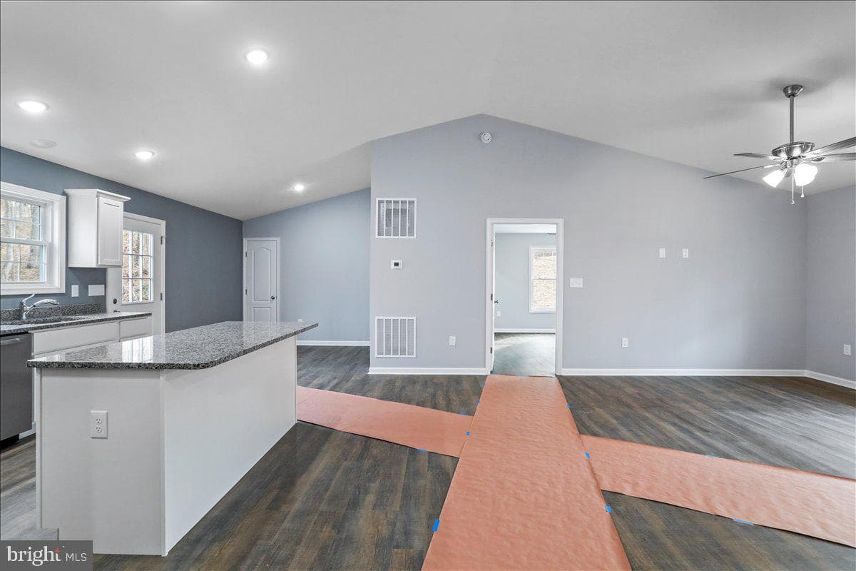 88 Pickford Court photo 7