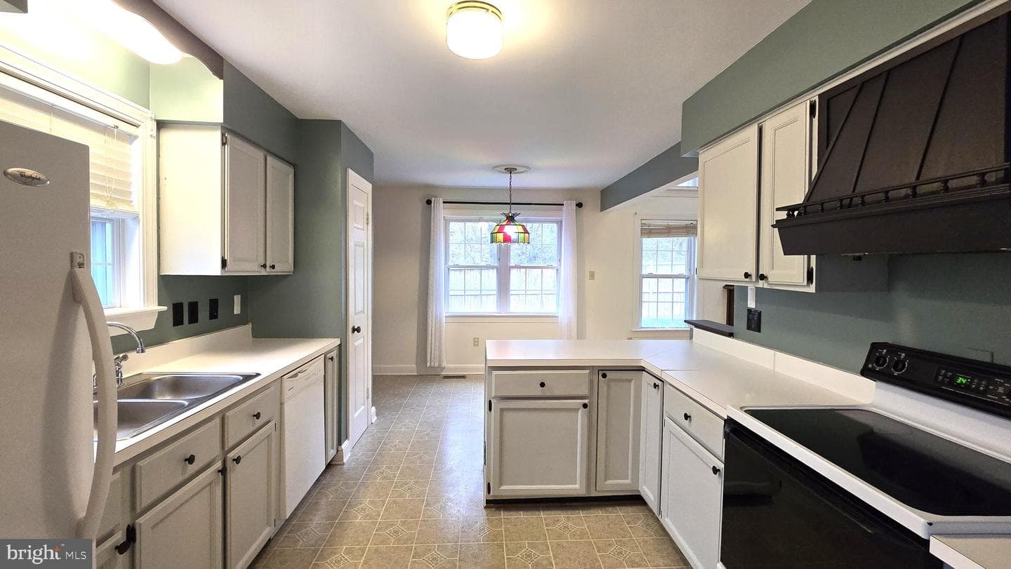 310 Henrico Road photo 16
