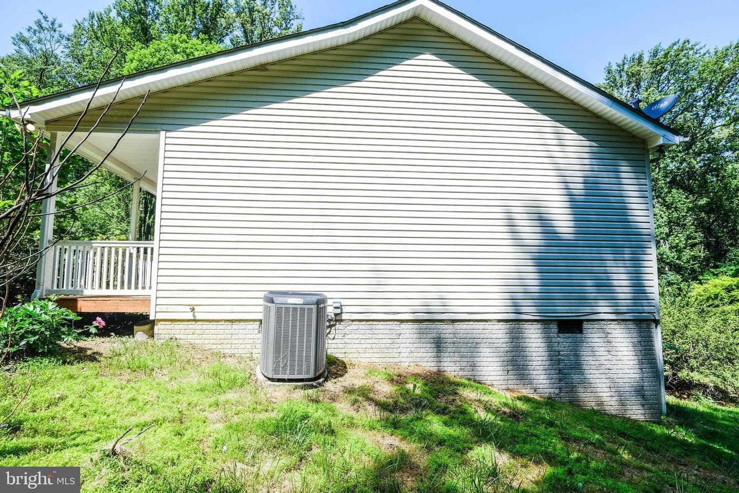 1195 Shangri La Road photo 11
