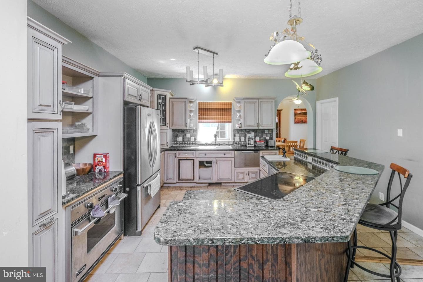 1195 Shangri La Road photo 35