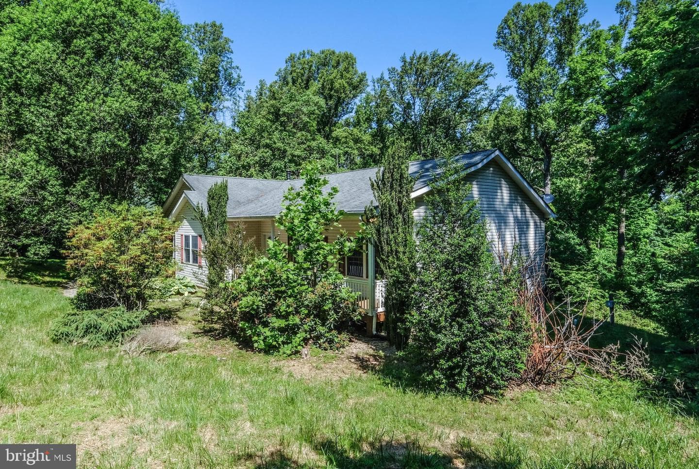 1195 Shangri La Road photo 5