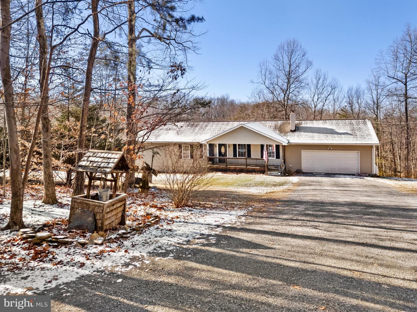 709 Howellsville Heights Circle photo 3