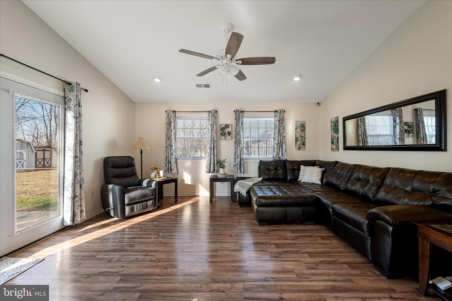 412 Belair Avenue photo 4