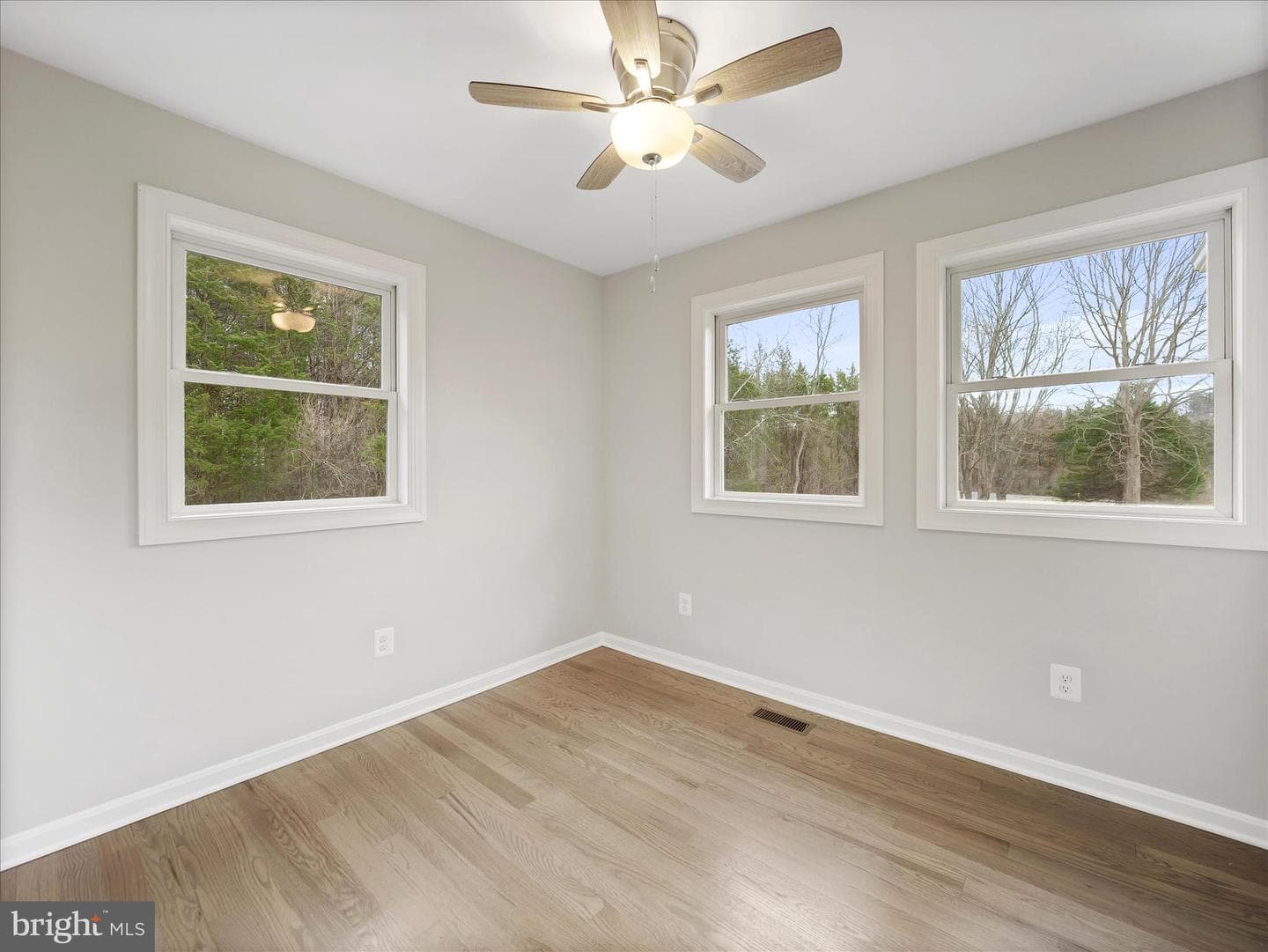 75 Southern Drive photo 17