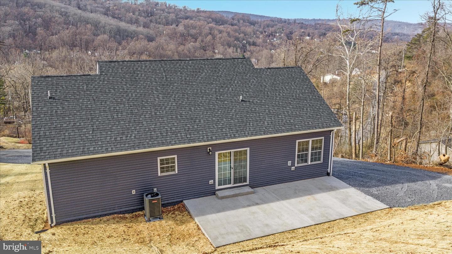 66 Bluejay Court photo 55