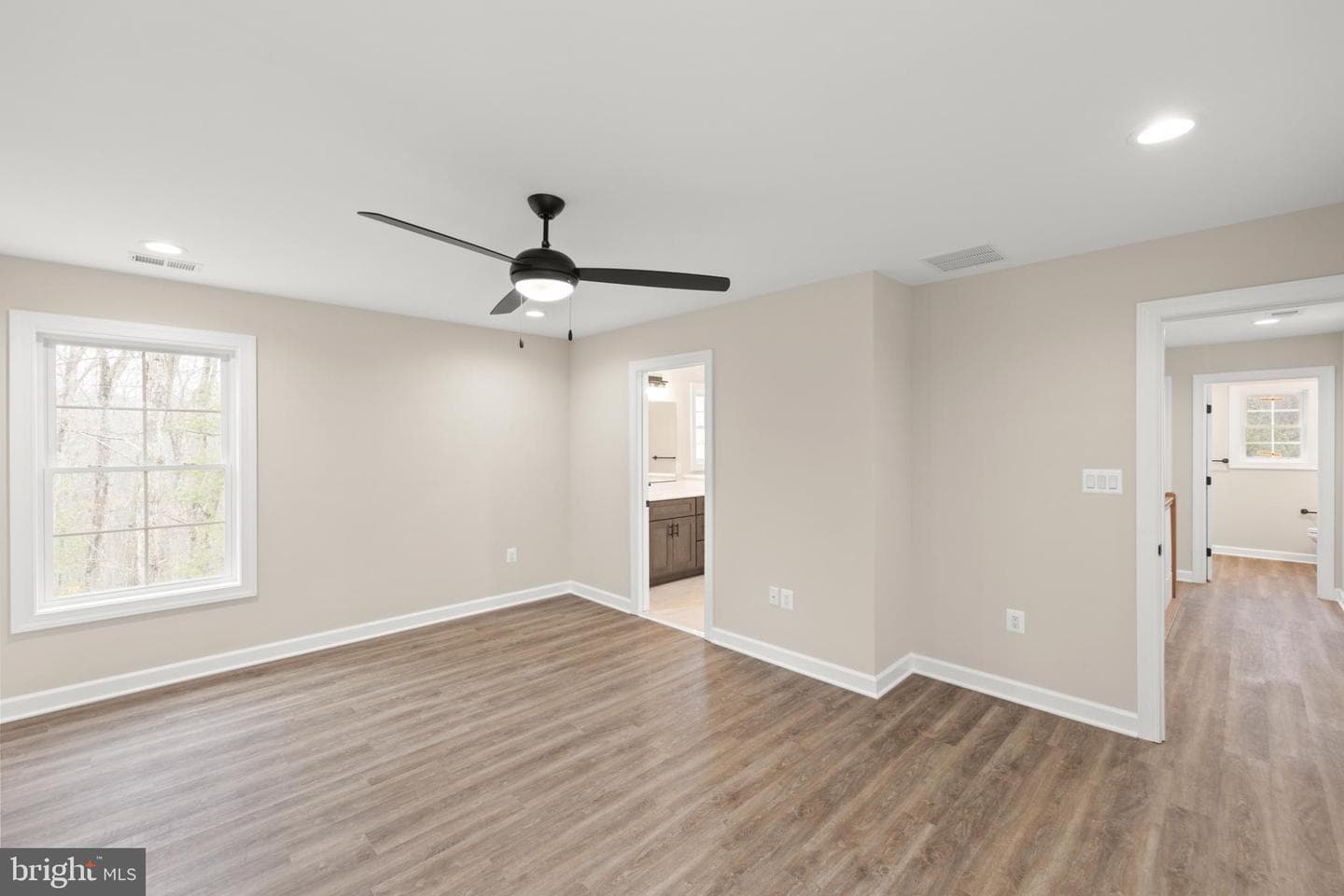 220 Lakeland Circle photo 31