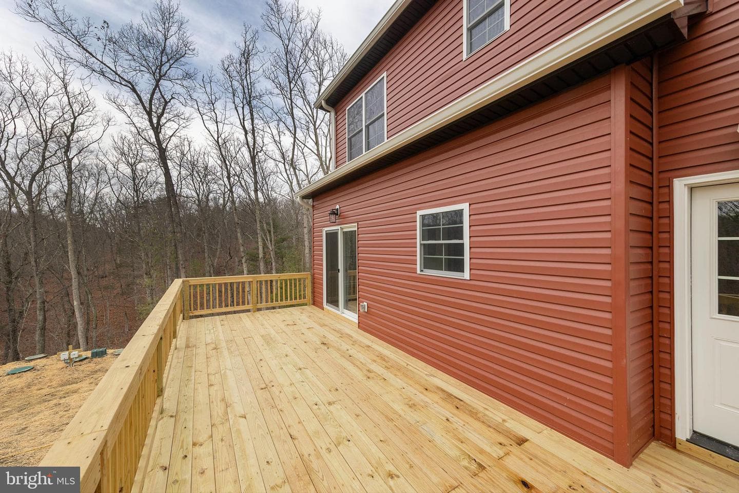220 Lakeland Circle photo 5