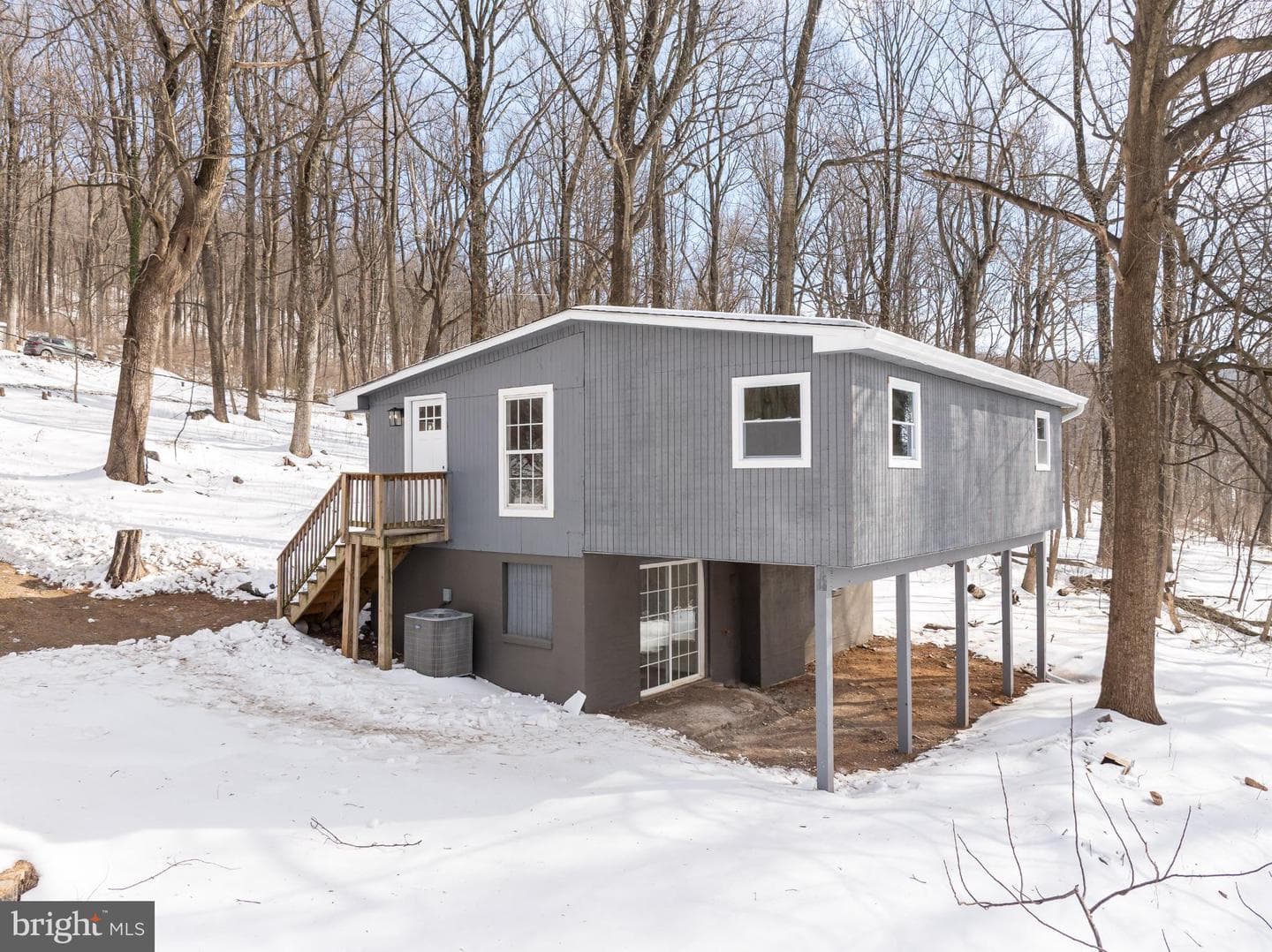 136 Gayles Lane photo 3