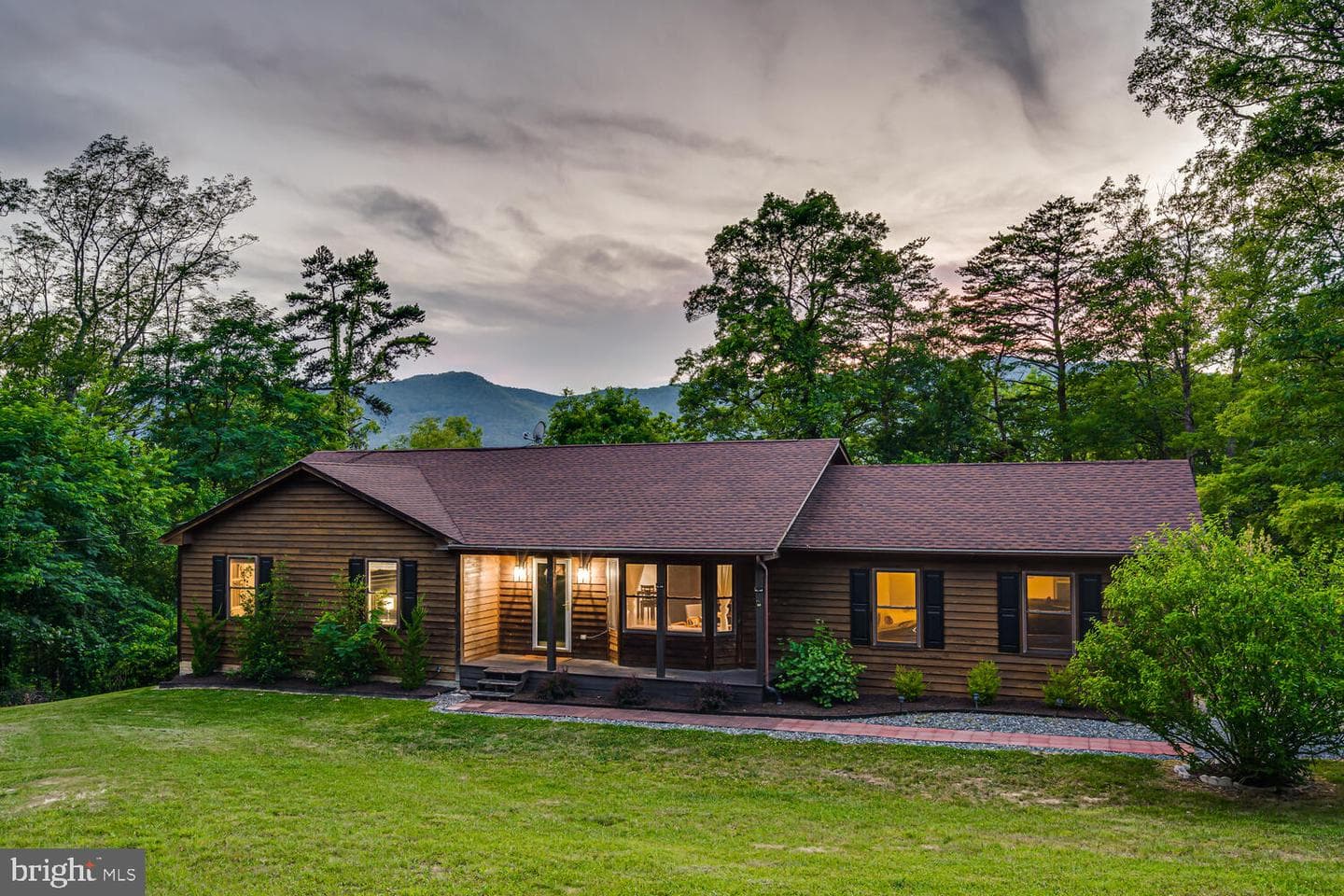 540 Lakeside Drive photo 129