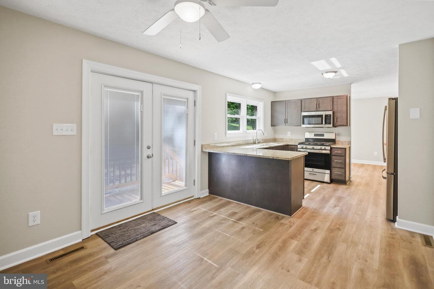 804 Farms River Road photo 4