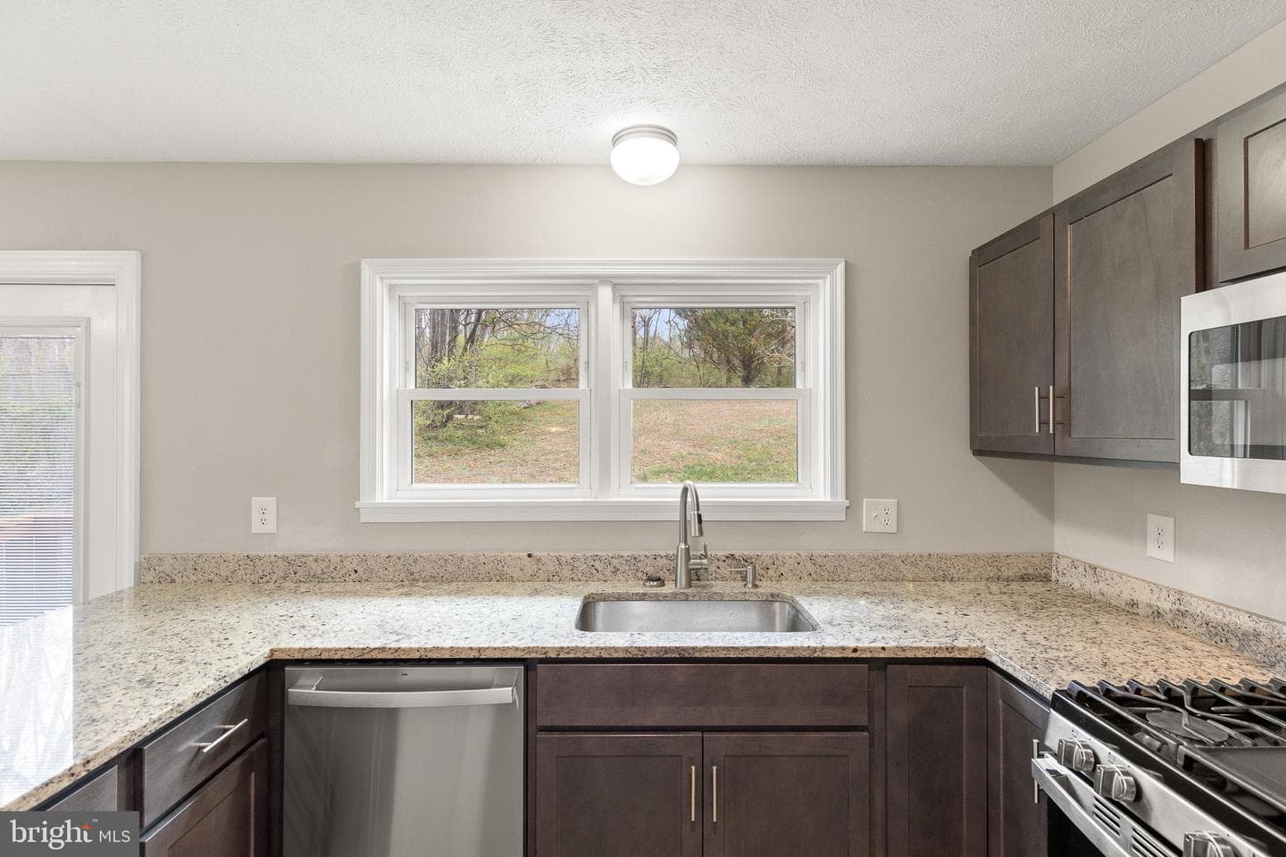 804 Farms River Road photo 5