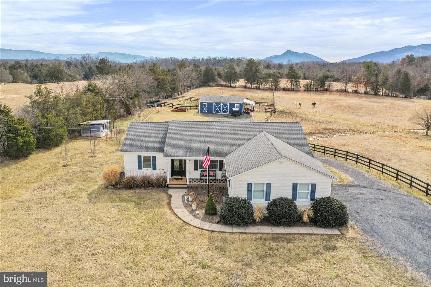 5670 Long Meadow Road photo 4