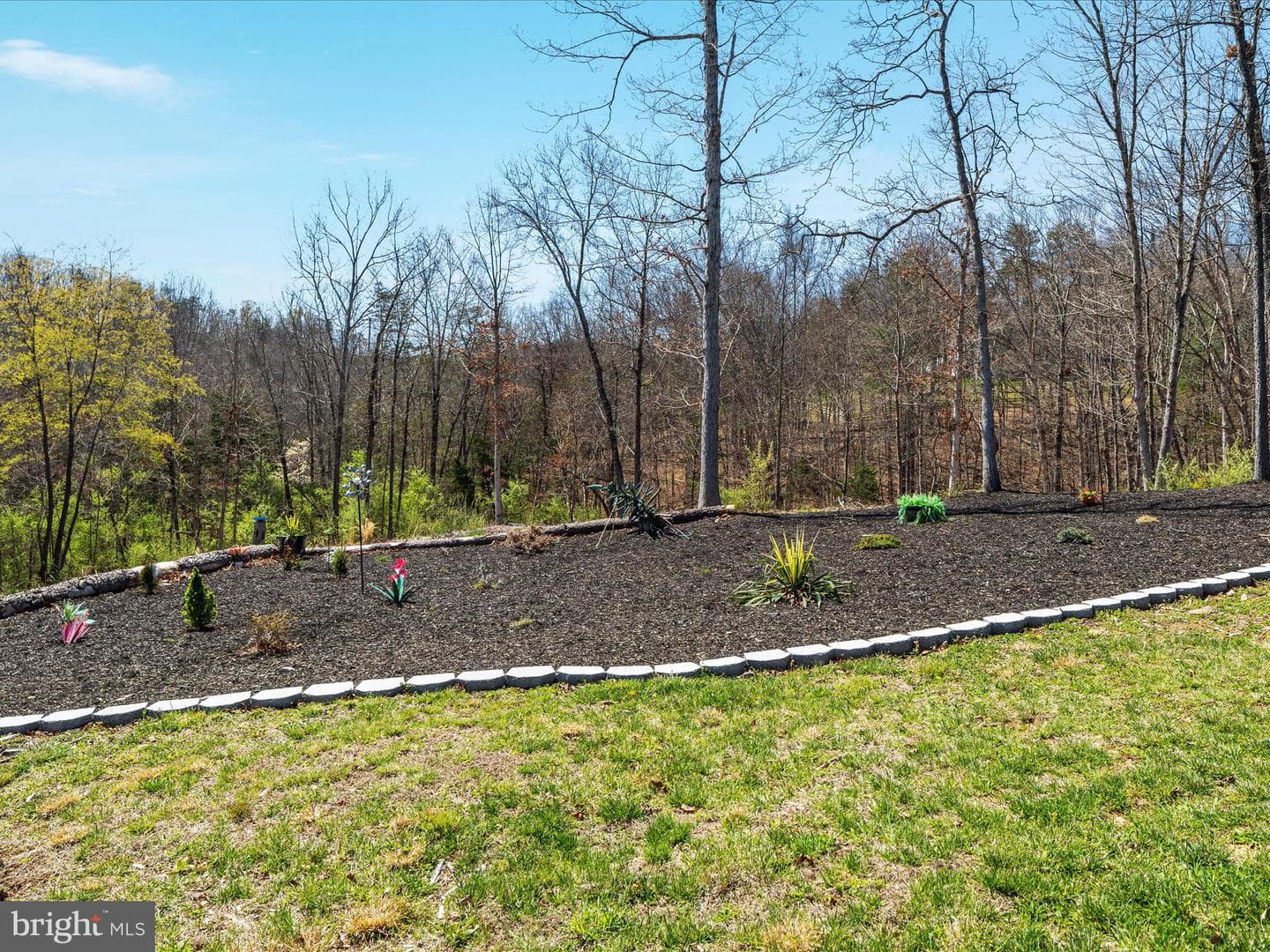 92 Oak Hill Court photo 37