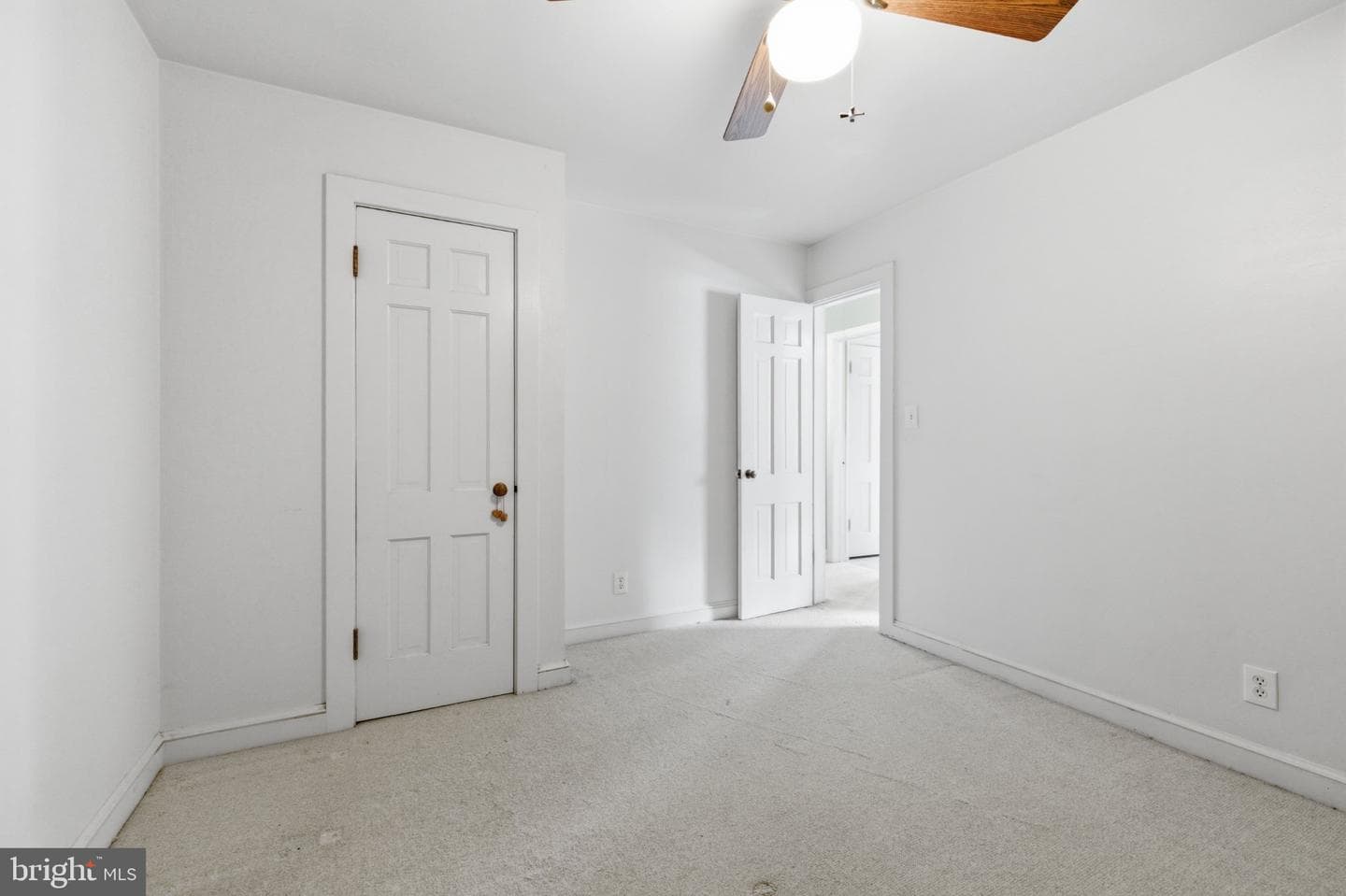 153 Totten Lane photo 22