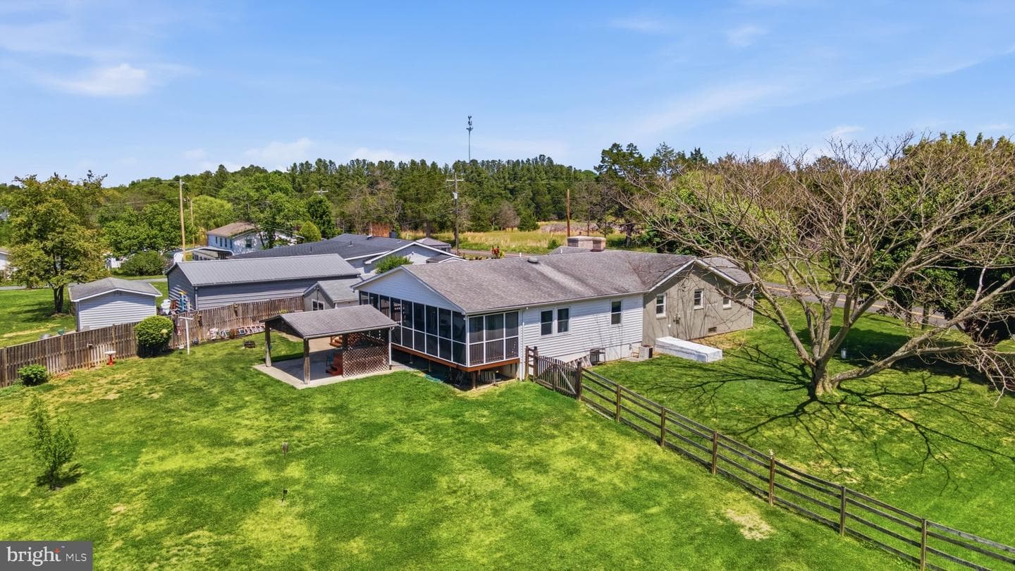 153 Totten Lane photo 34