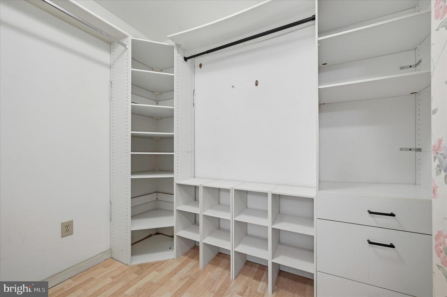 42 Dogwood Lane photo 29