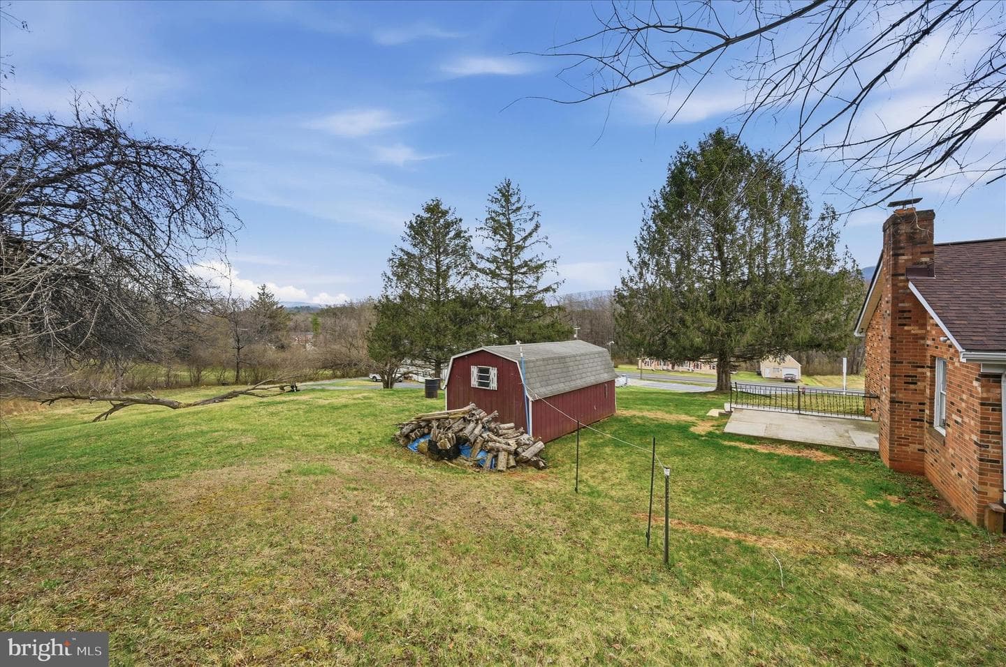 42 Dogwood Lane photo 57