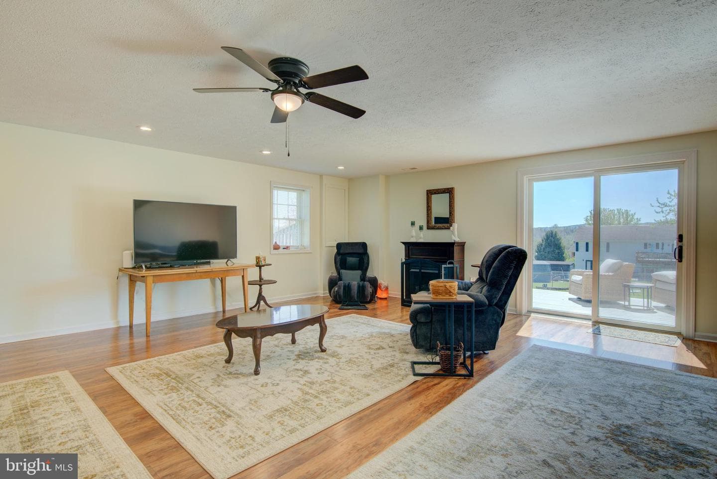 281 Creekside Way photo 27