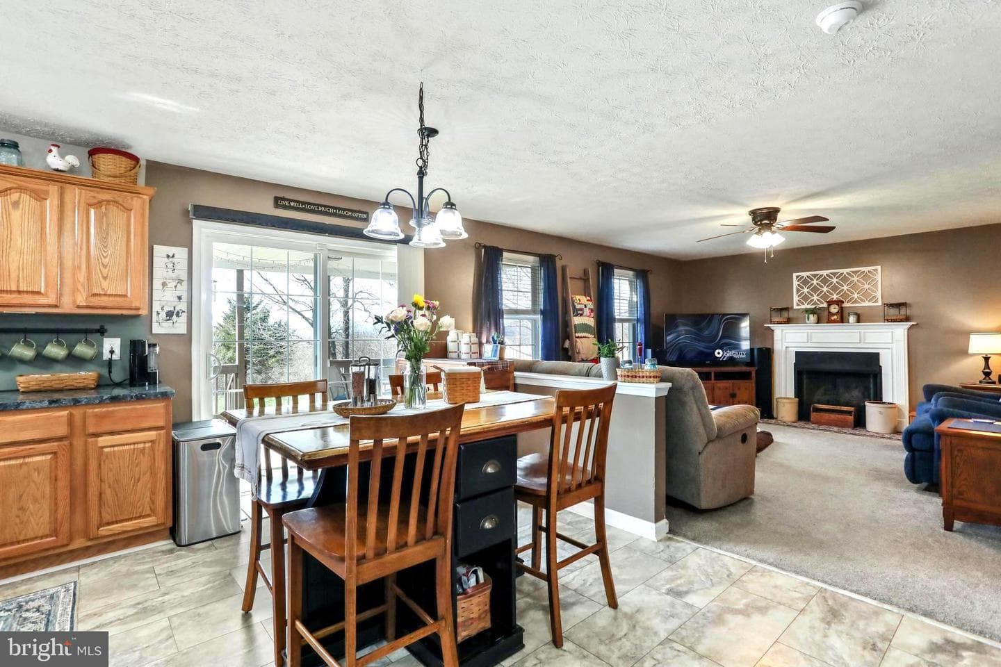 1147 Happy Ridge Drive photo 11