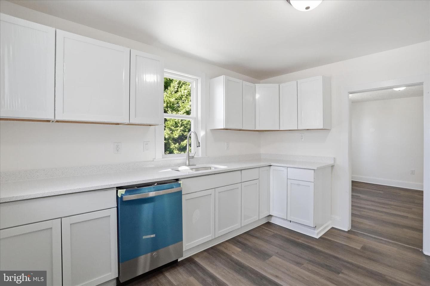 220 Manassas Avenue photo 3