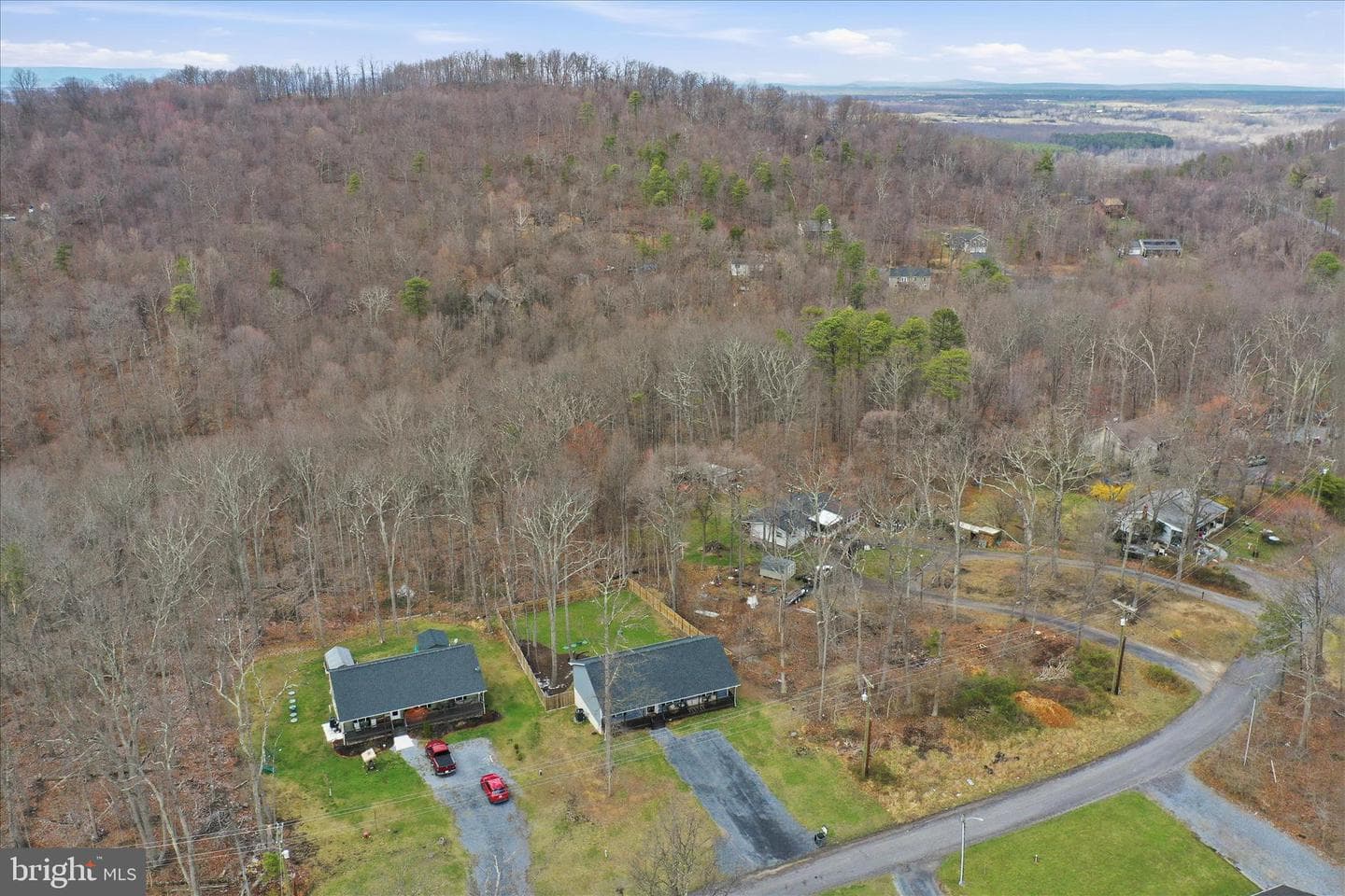 605 Western Lane photo 38