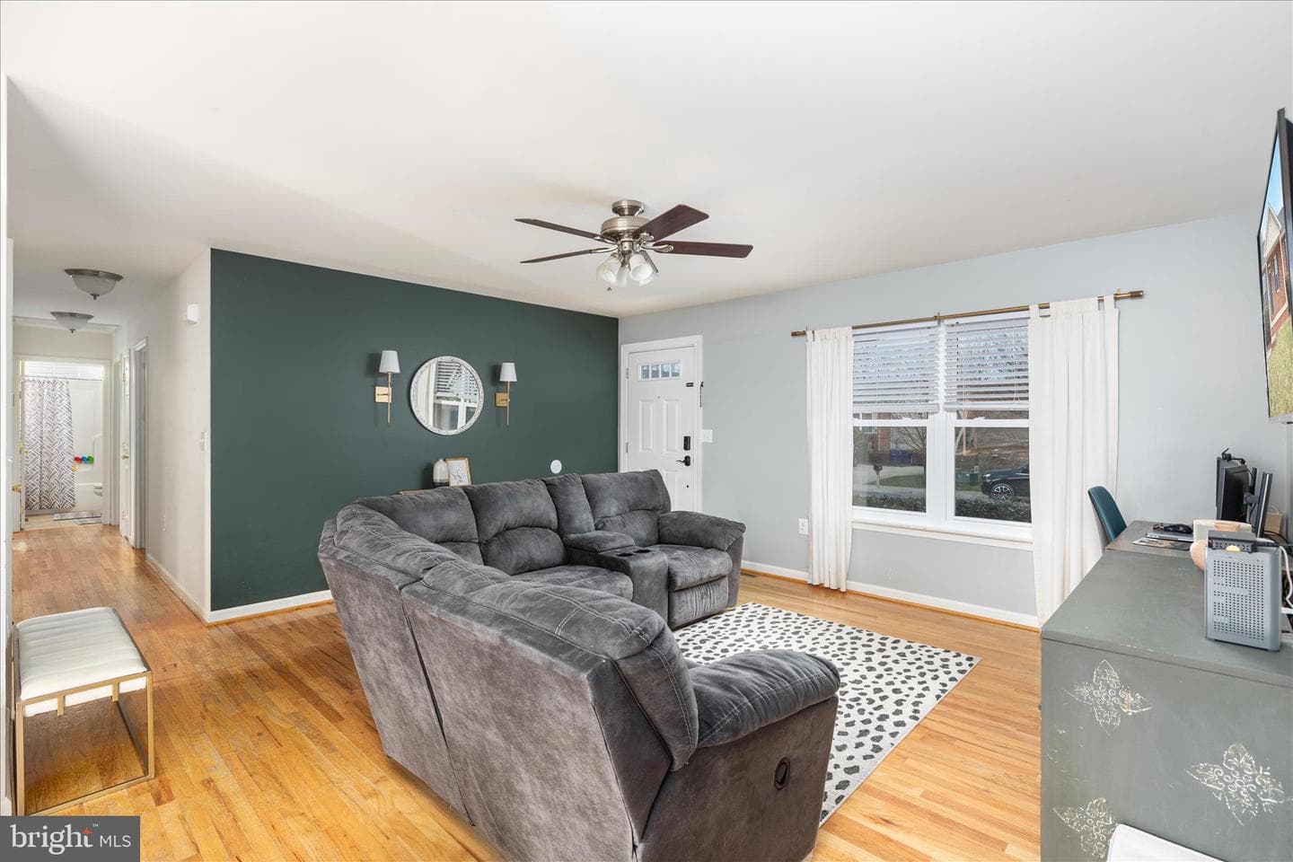 1112 Ashby Street photo 5