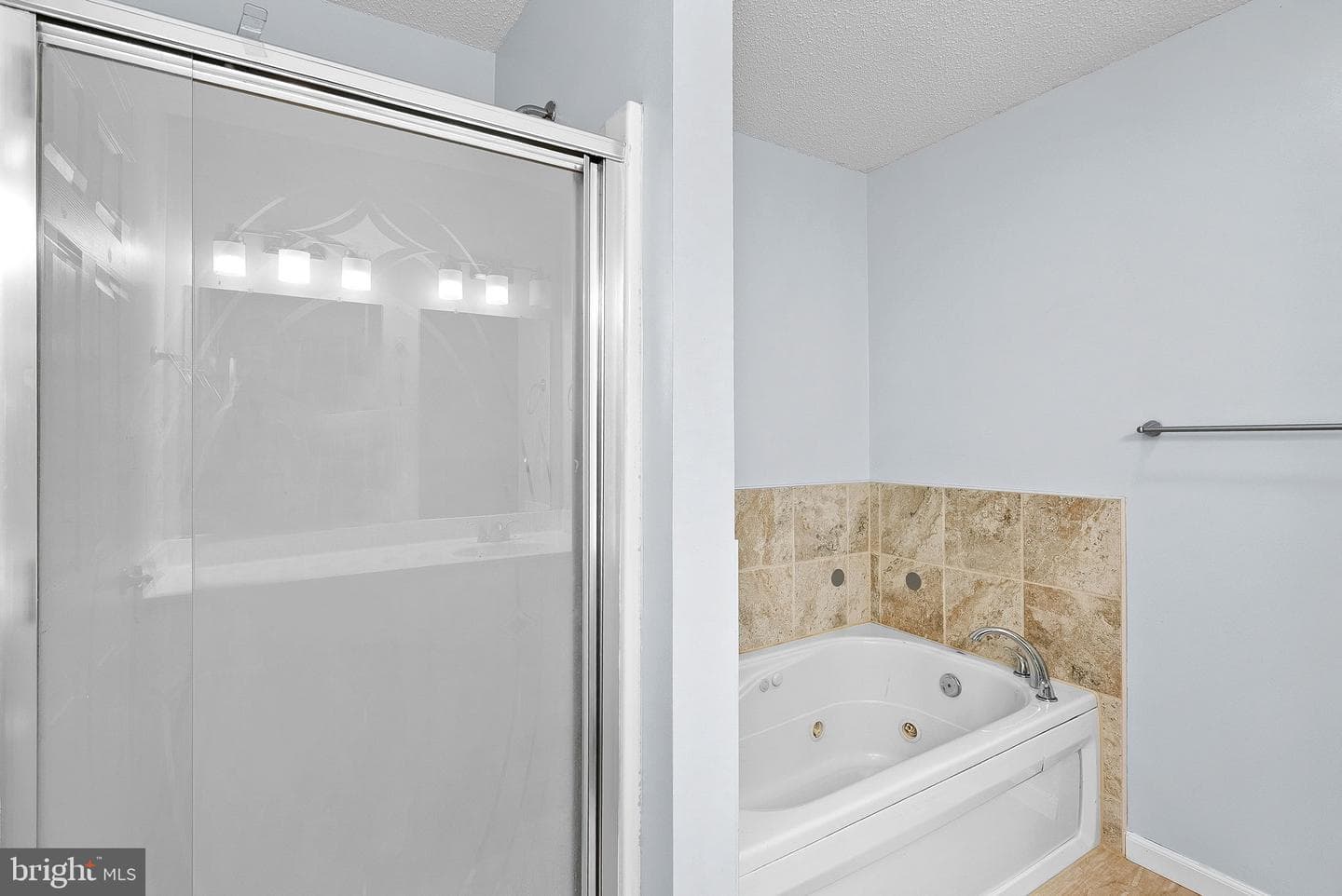 806 Windy Way photo 22