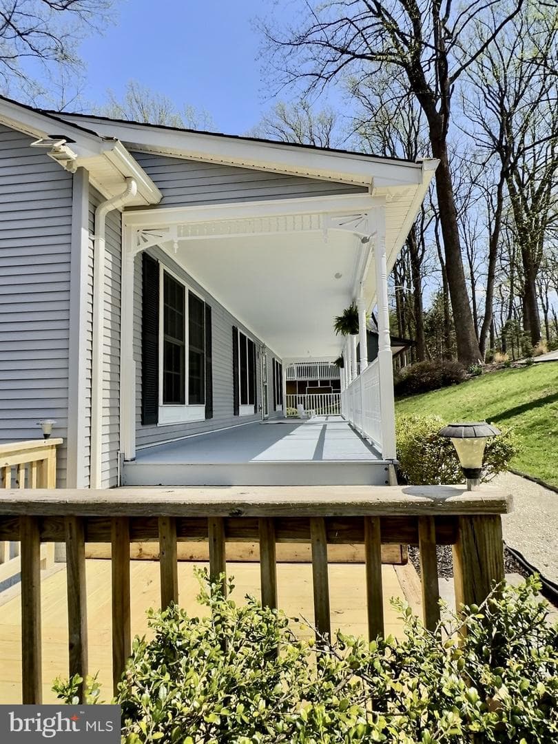 49 Pocahontas Road photo 4