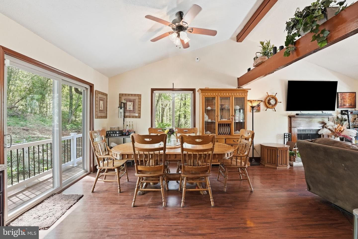 648 Creek Road photo 17