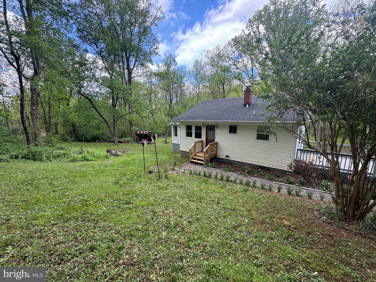 673 Creek Road photo 4