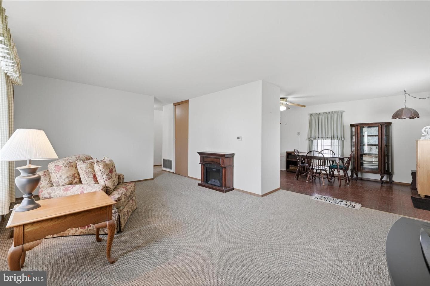 814 W 15th Street photo 8