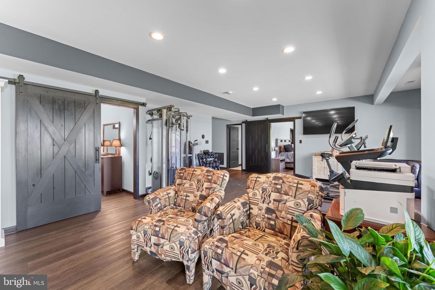 753 Club House Road photo 48