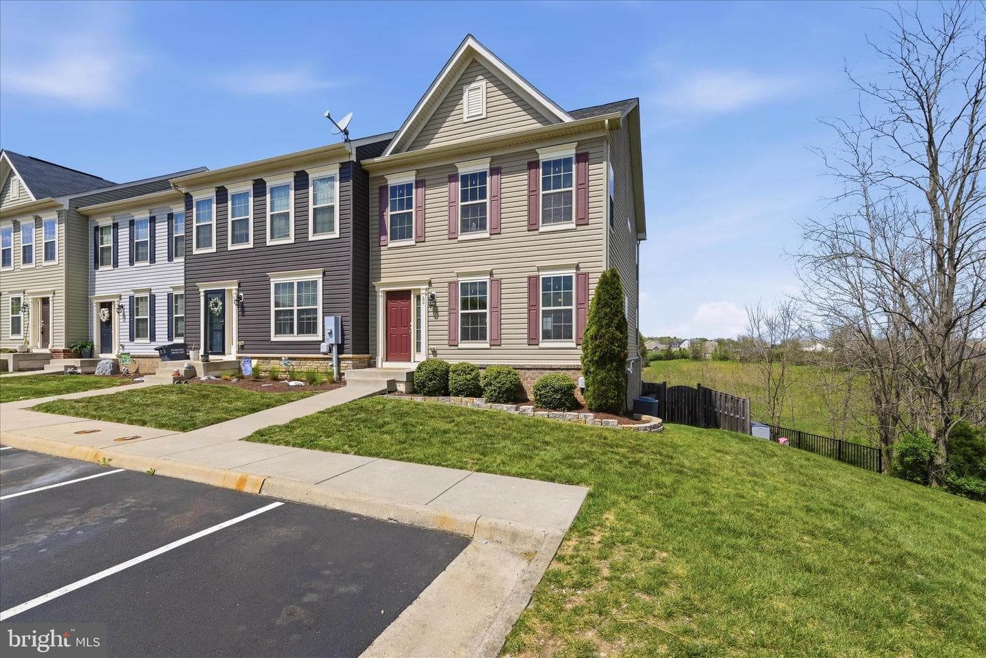 60 Niblick Square photo 38