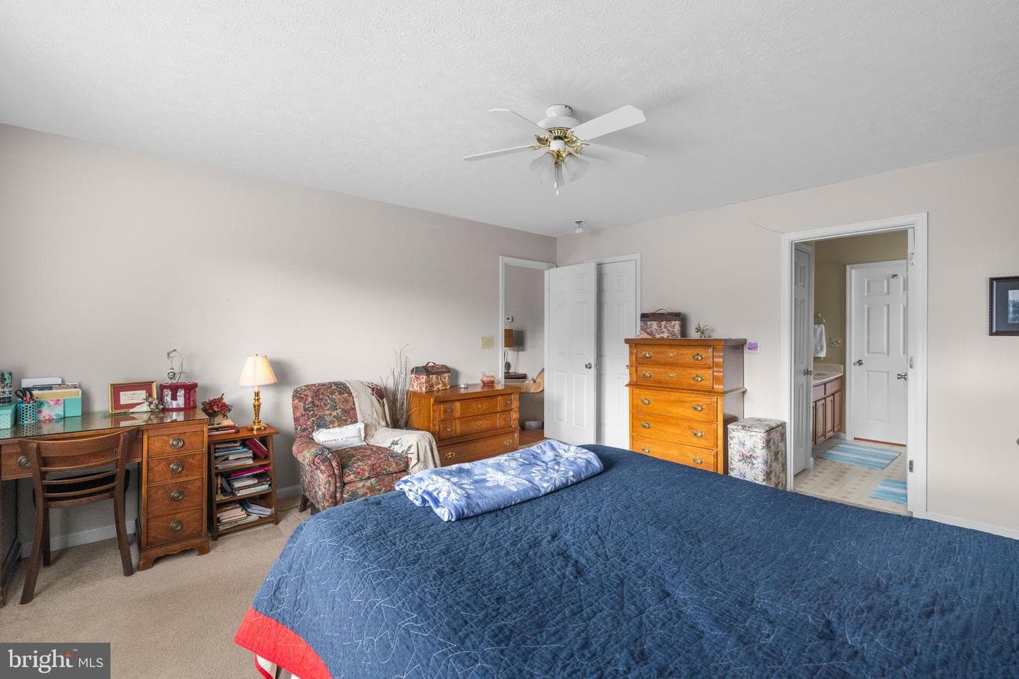 1076 Stuart Drive photo 13