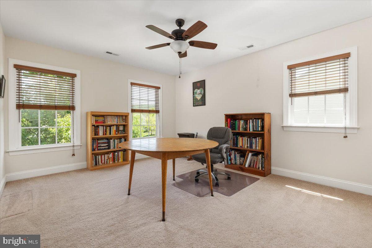 849 Village Court photo 28