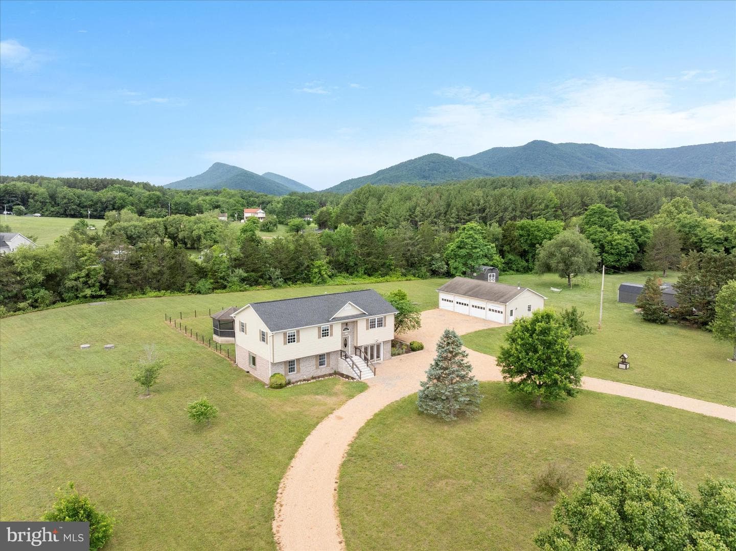 312 Southern Drive photo 48