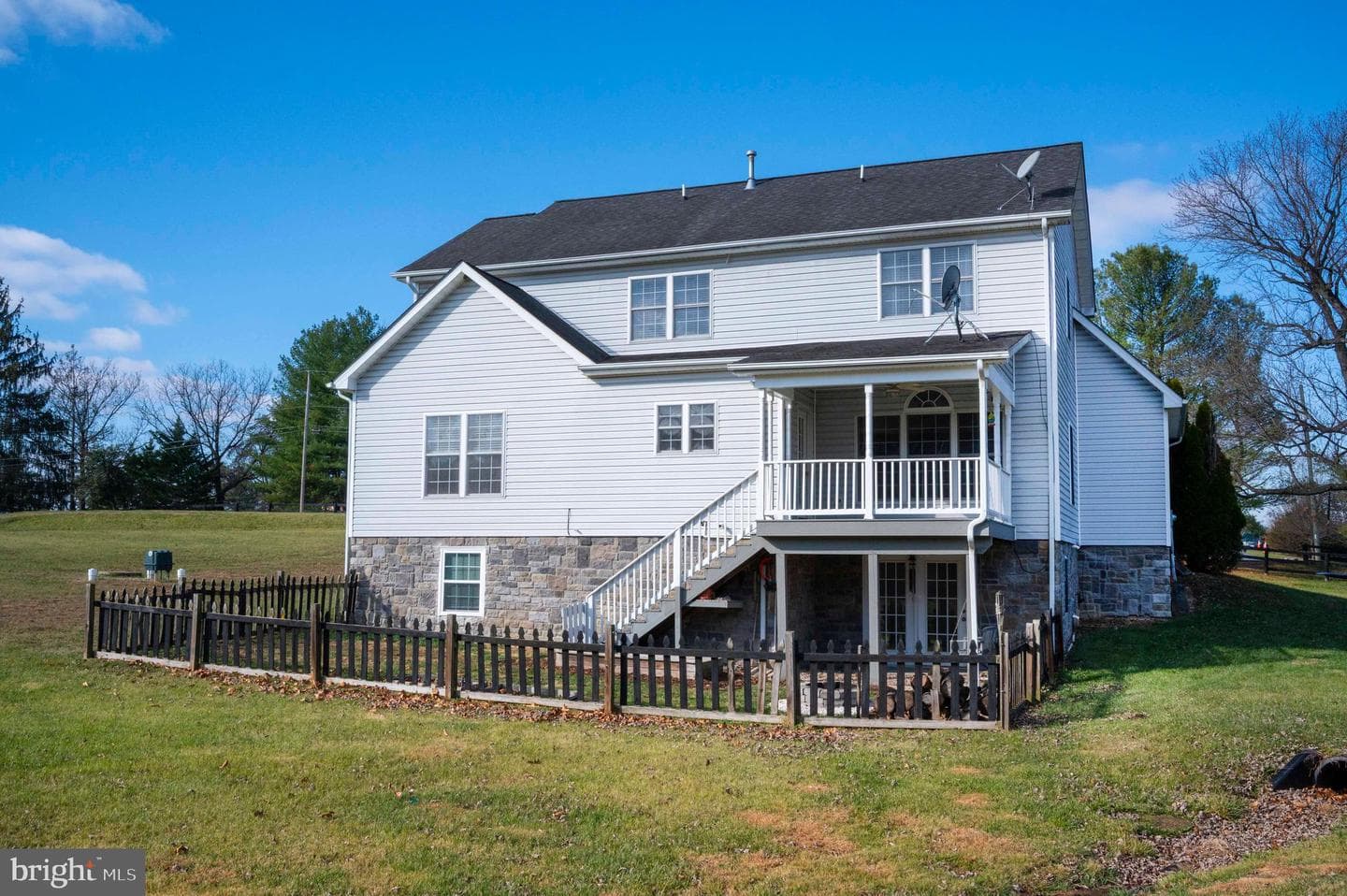 76 Katie Lane photo 93