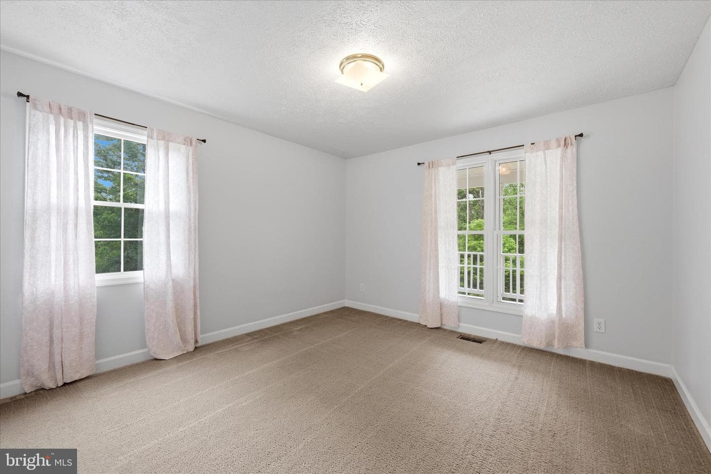 348 Pine Shores Drive photo 16