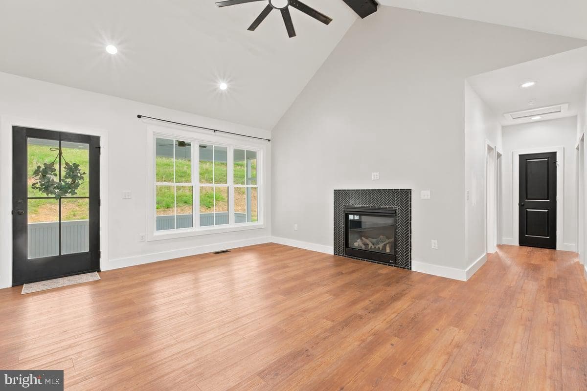 412 Cedar Hill Lane photo 23