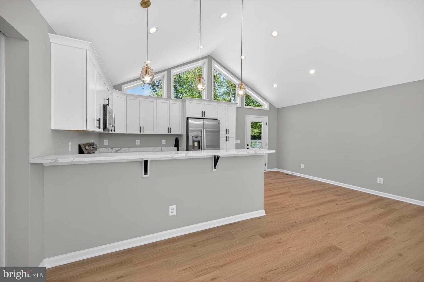 600 Highridge Road photo 24