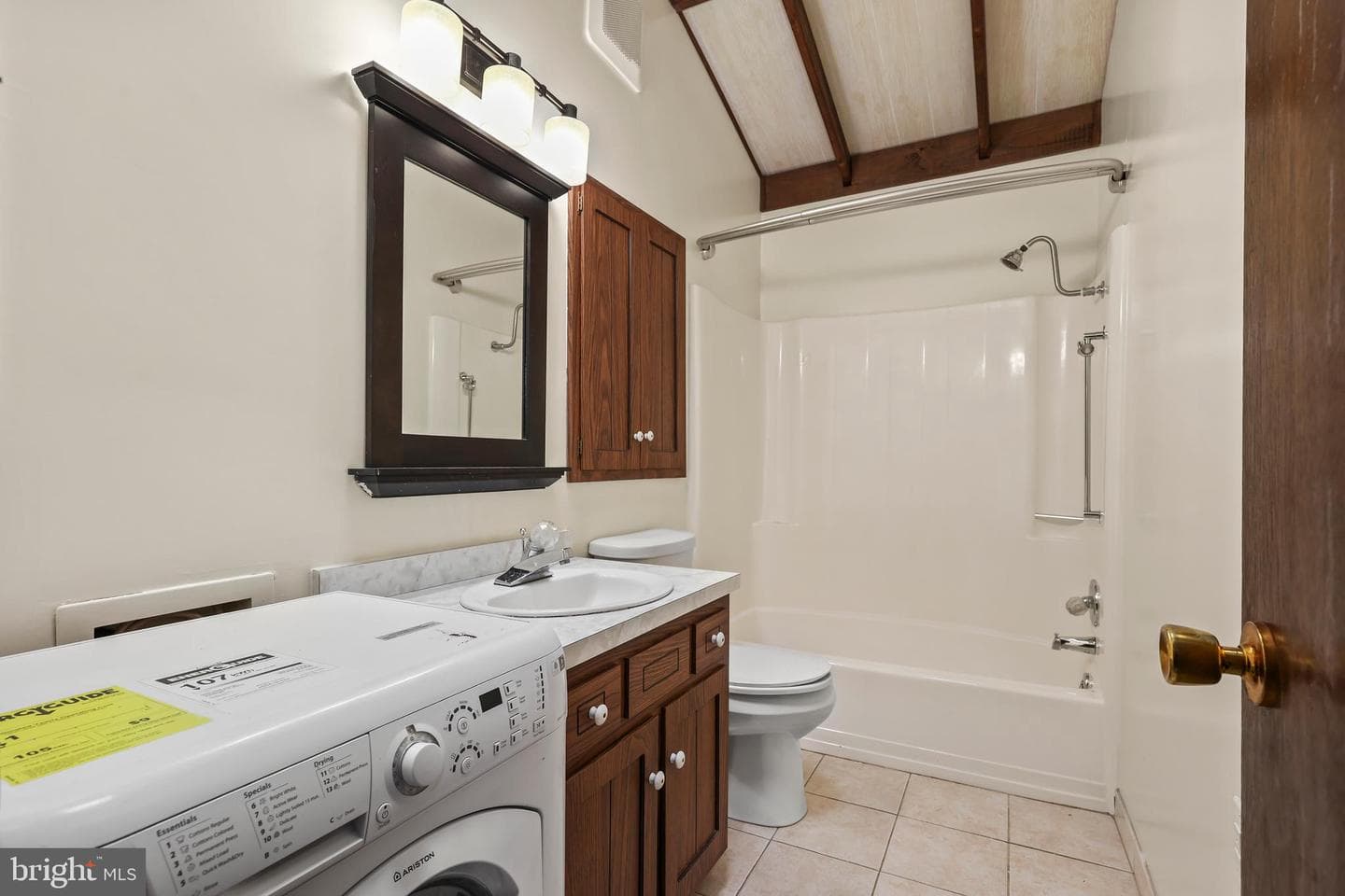 758 Club House Road photo 23