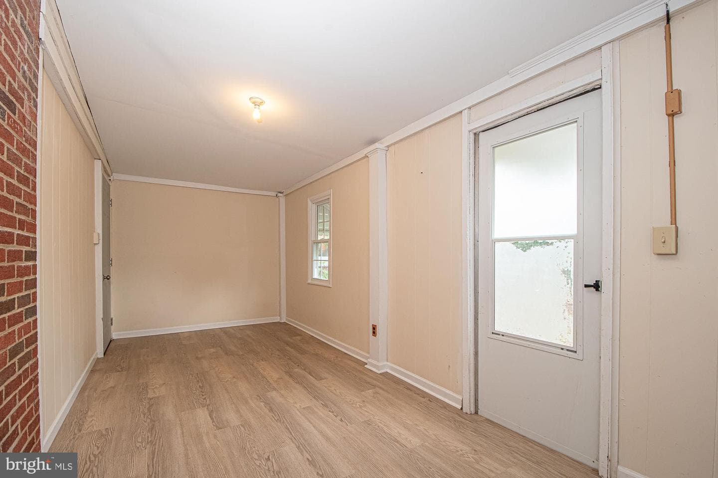 511 Happy Creek Road photo 16