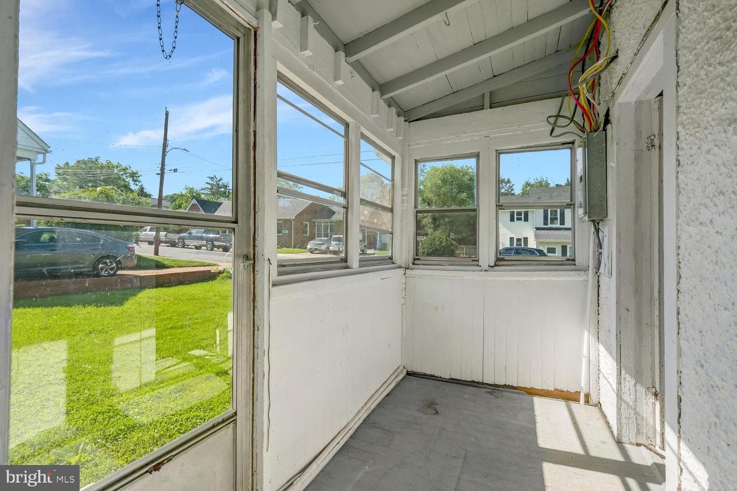 203 Lee Street photo 29