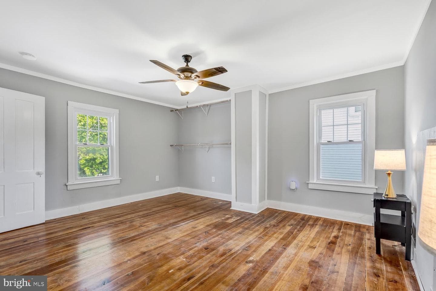 203 Lee Street photo 32