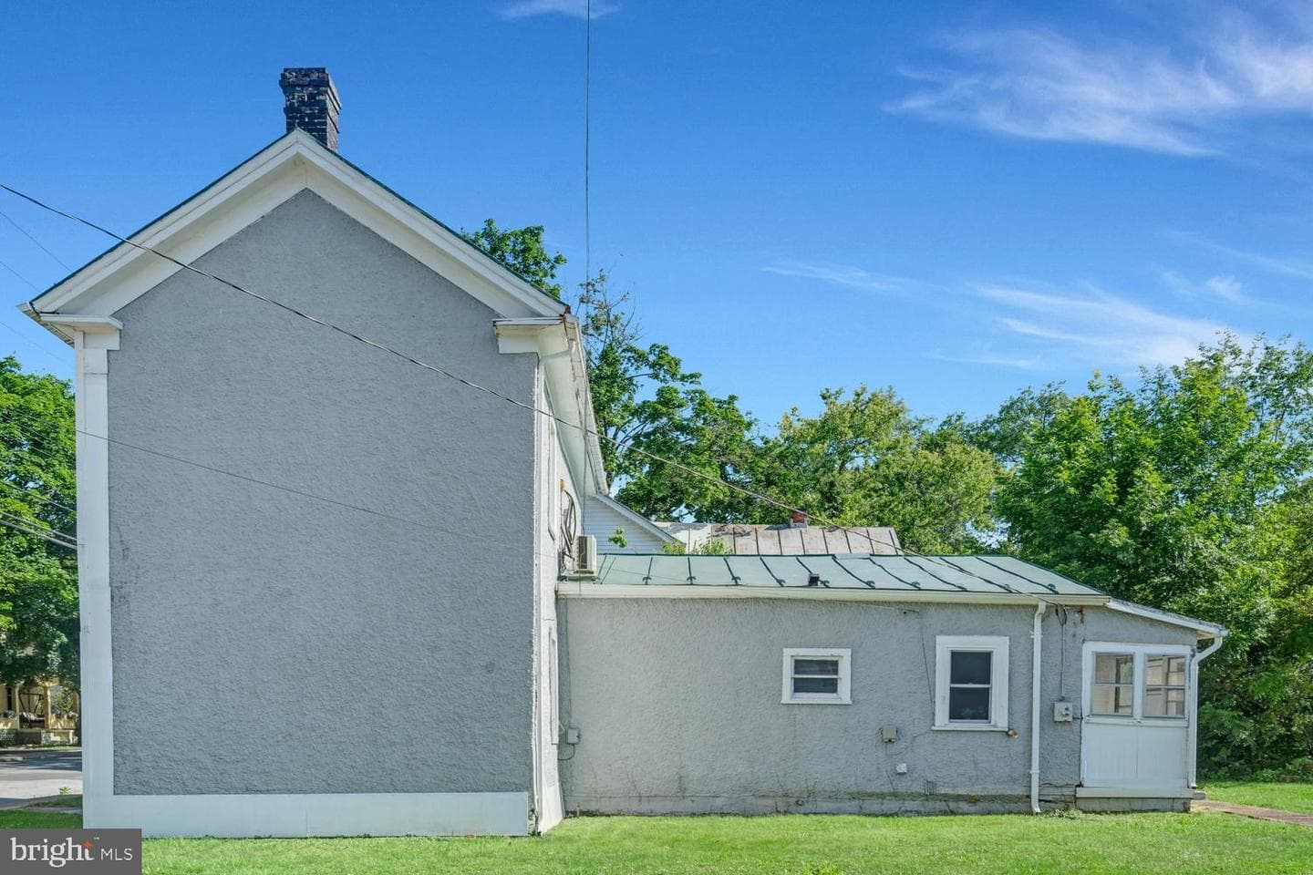 203 Lee Street photo 42