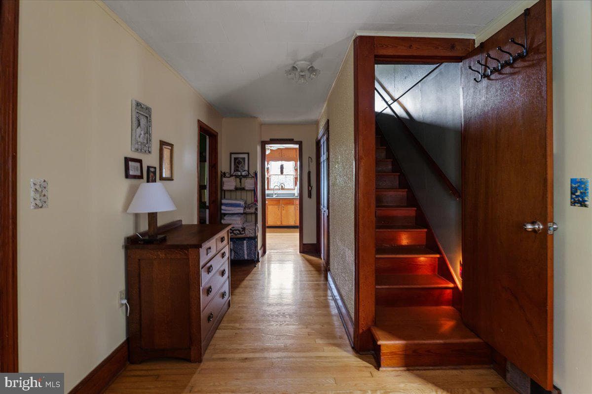 303 Lee Street photo 13