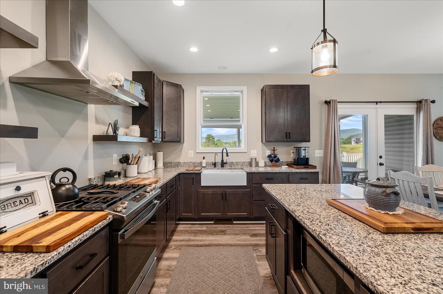 150 Sunset Village Road photo 12
