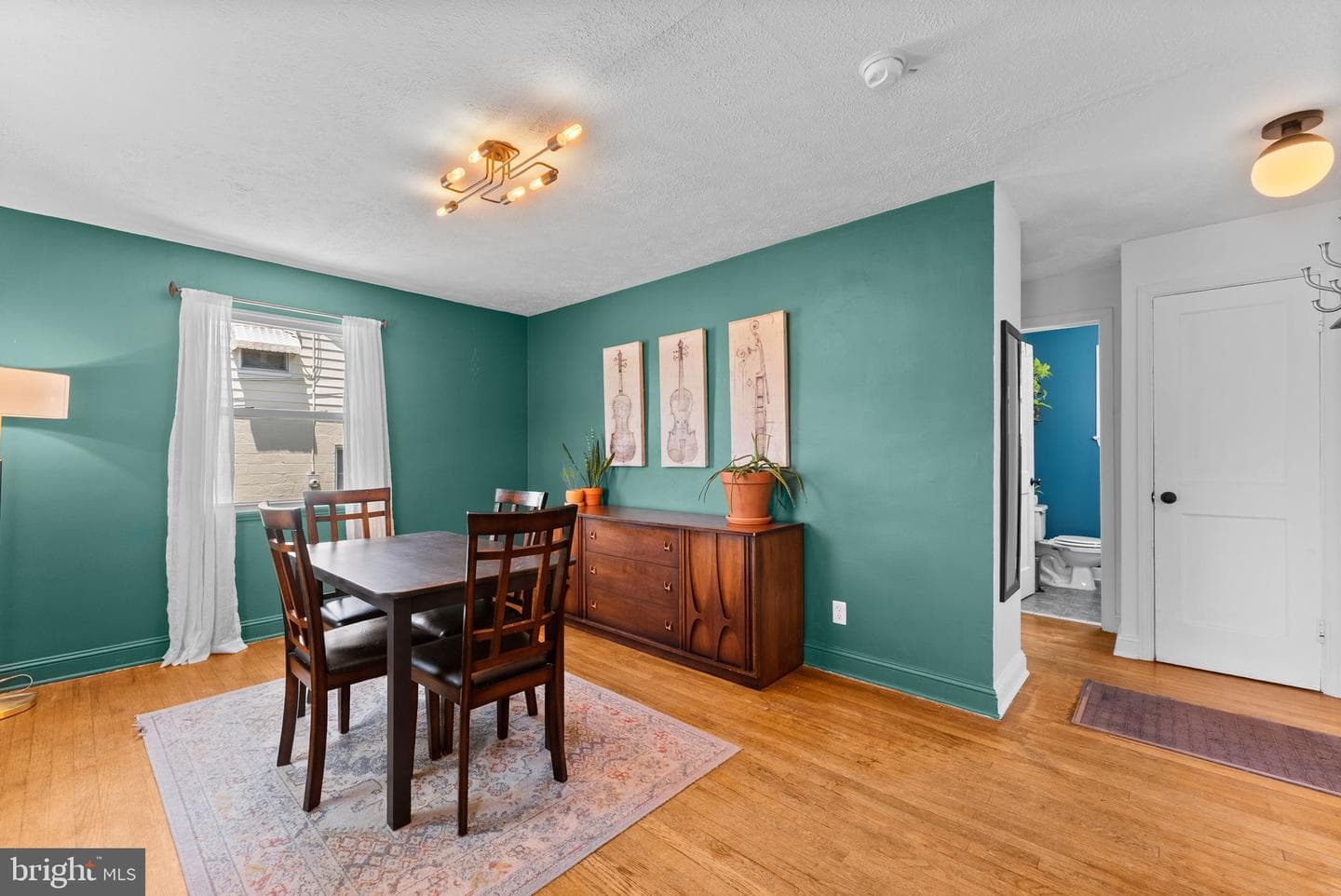 355 W 9th Street photo 4