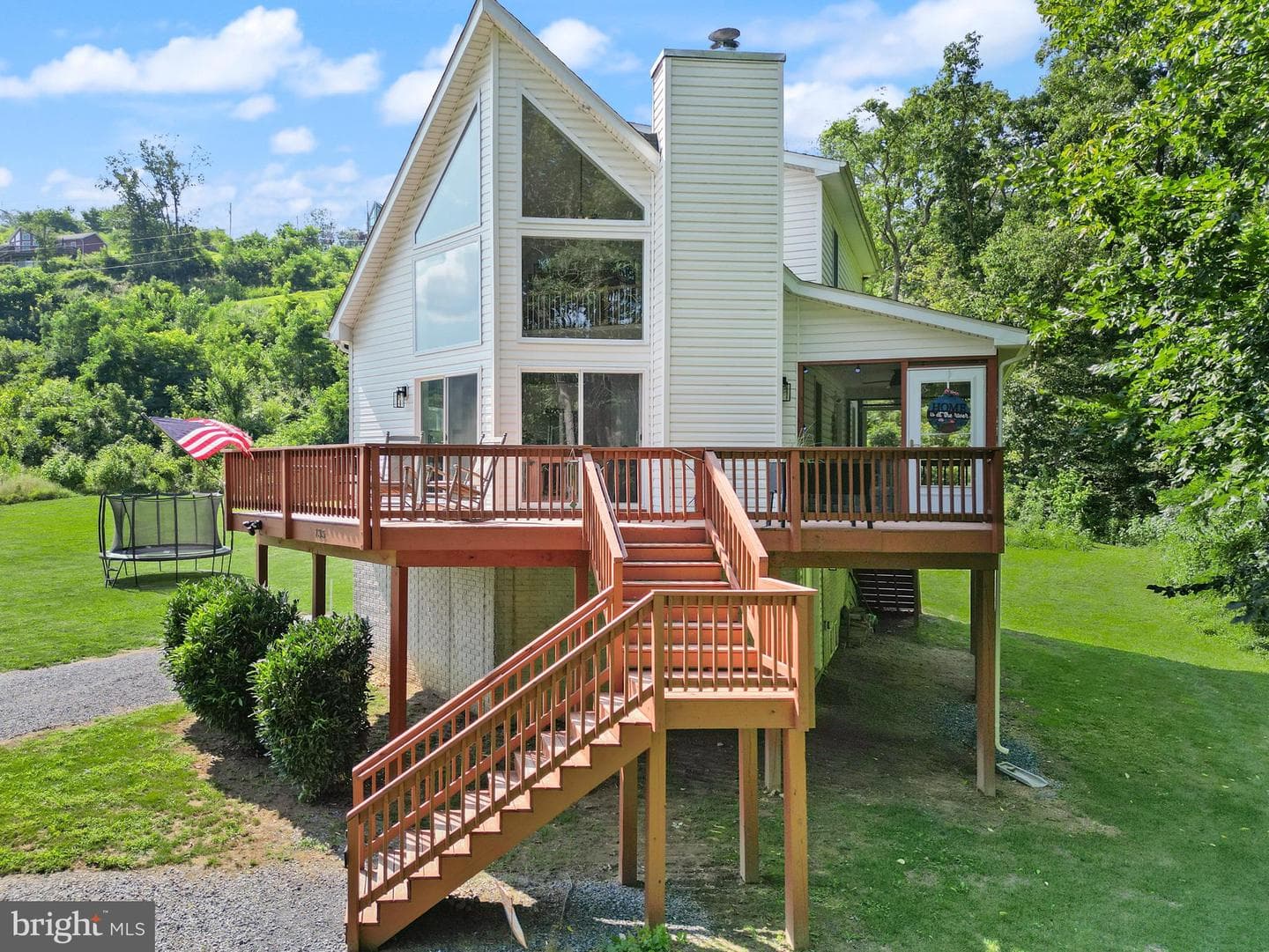 735 Sunset Village Road photo 6