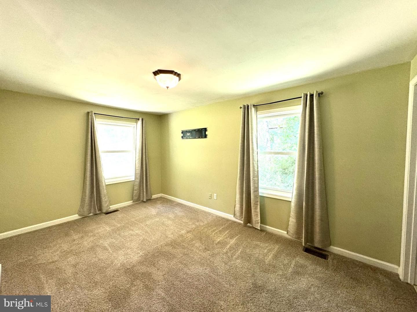 454 Pine Ridge Drive photo 18